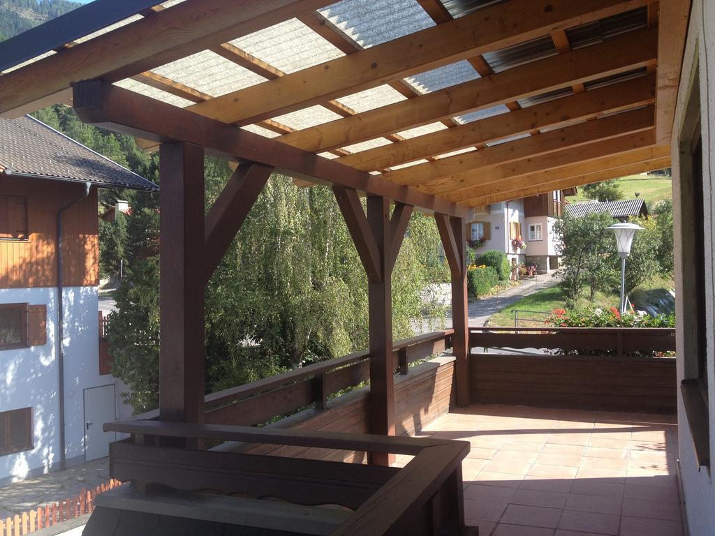 Appartement Ria Bad Kleinkirchheim Szoba fotó